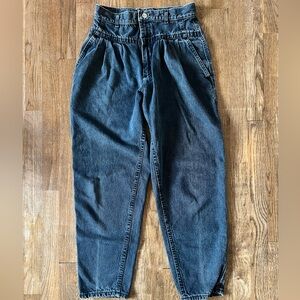 Lee Women's Black High Rise Pleated Jeans 27 Inch Inseam